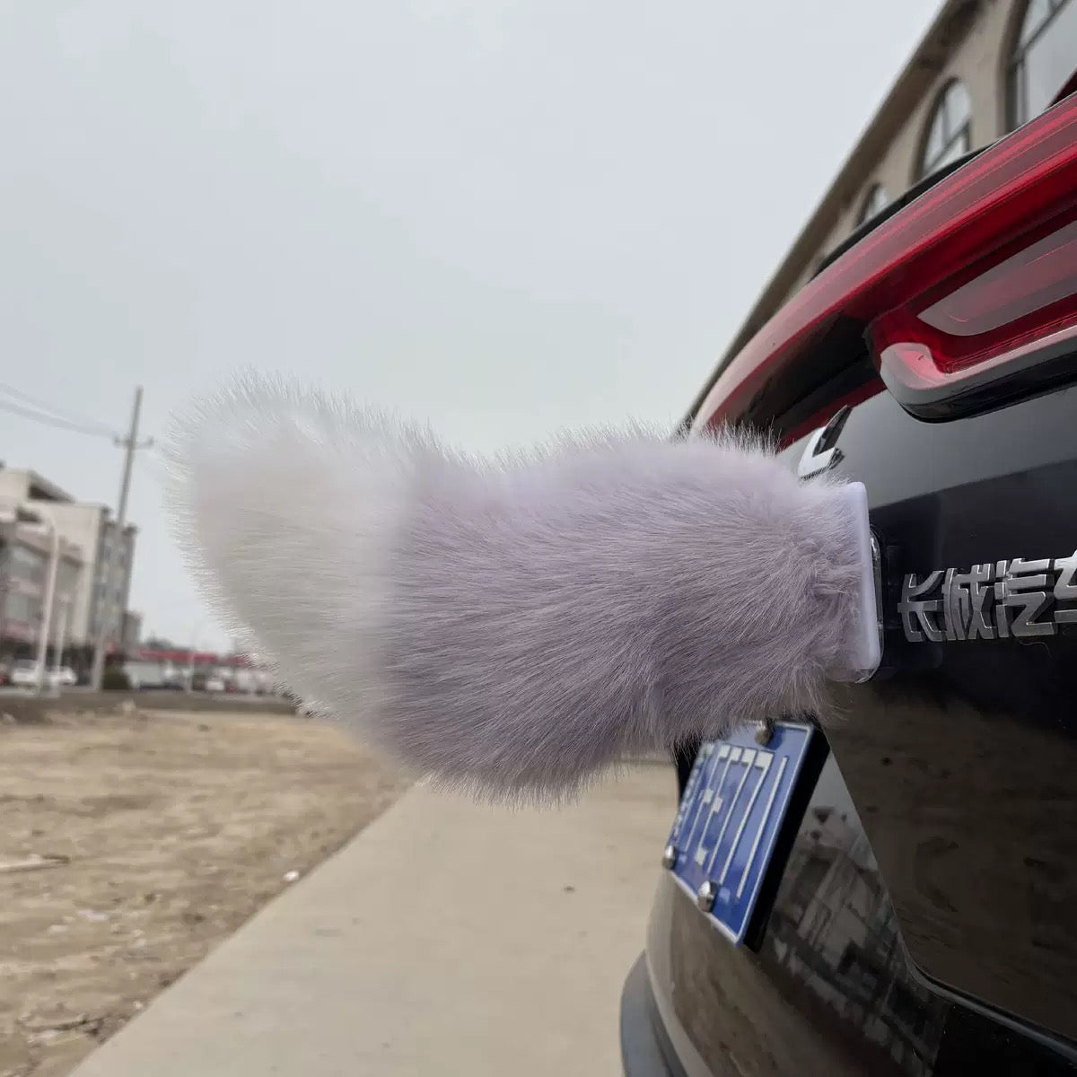 Tail Rush – Electric Wagging Fur Tail for Car & Bike | Voice & Remote Control